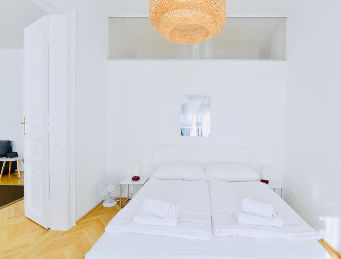 וינה Vintage-Apartment Close To Karlsplatz Il מראה חיצוני תמונה